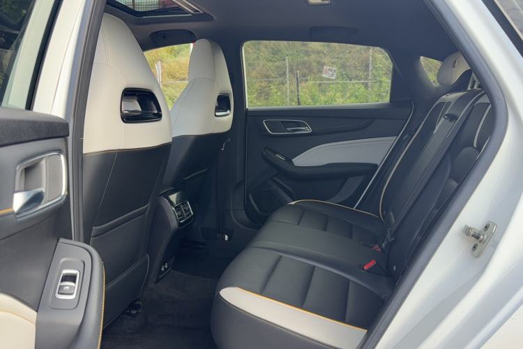 Used MG 6 2021 Pro 1.5T Automatic Trophy Luxury Edition Driver Seat