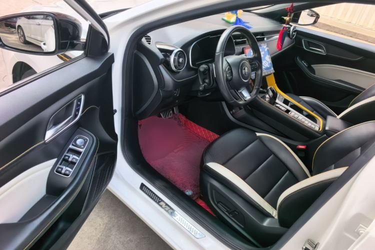 Used MG 6 2021 Pro 1.5T Automatic Trophy Luxury Edition Driver Seat