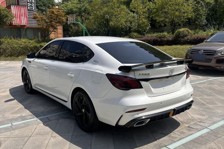 Used MG 6 2021 Pro 1.5T Automatic Trophy Luxury Edition Exterior 3