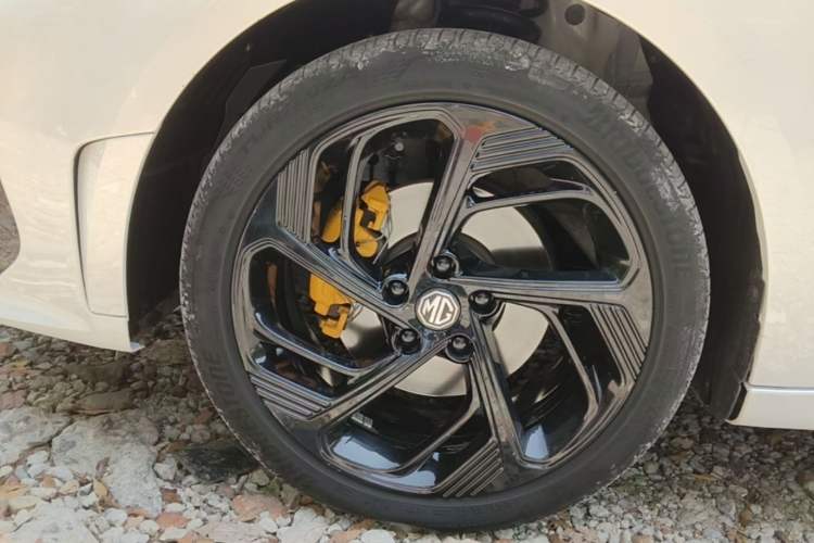 Used MG 6 2021 Pro 1.5T Automatic Trophy Luxury Edition Exterior 4