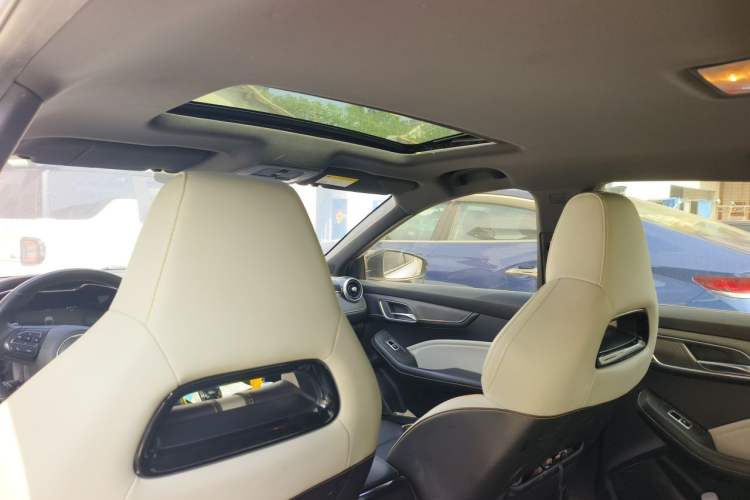 Used MG 6 2021 Pro 1.5T Automatic Trophy Luxury Edition Headliner