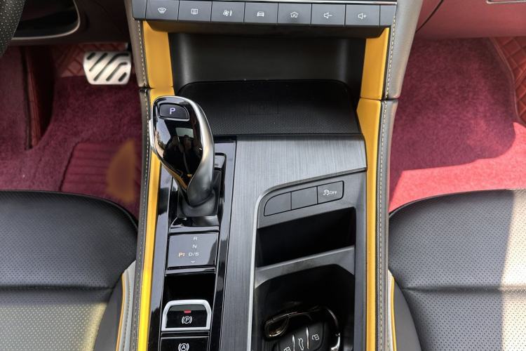 Used MG 6 2021 Pro 1.5T Automatic Trophy Luxury Edition Interior 5