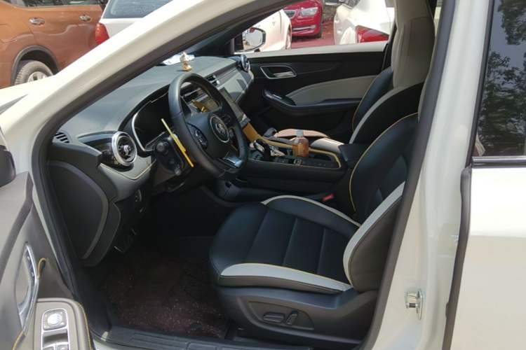 Used MG 6 2021 Pro 1.5T Automatic Trophy Luxury Edition Left Front Seat