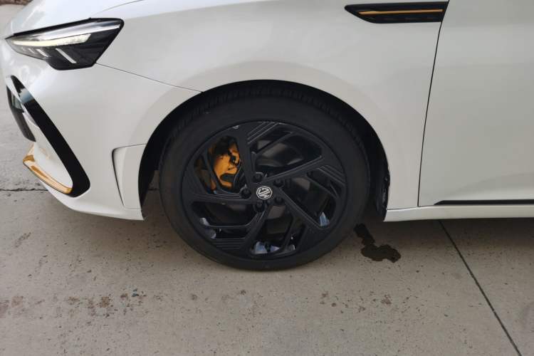 Used MG 6 2021 Pro 1.5T Automatic Trophy Flagship Edition Left Front Wheel Hub