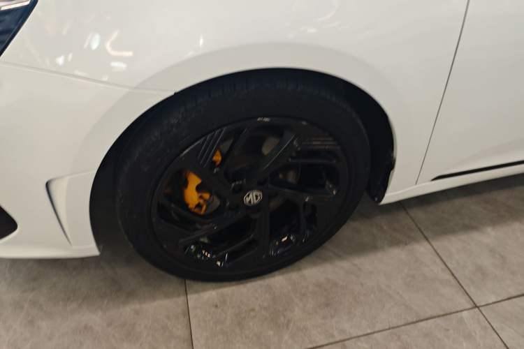 Used MG 6 2021 Pro 1.5T Automatic Trophy Luxury Edition Left Front Wheel Hub