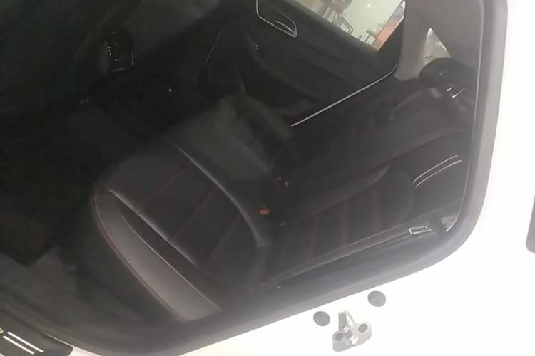 Used MG 6 2021 1.5T Automatic Lingchao Edition Left Rear Seat