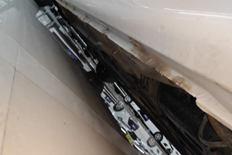 Used MG 6 2021 1.5T Automatic Lingchao Edition Left Side Sill