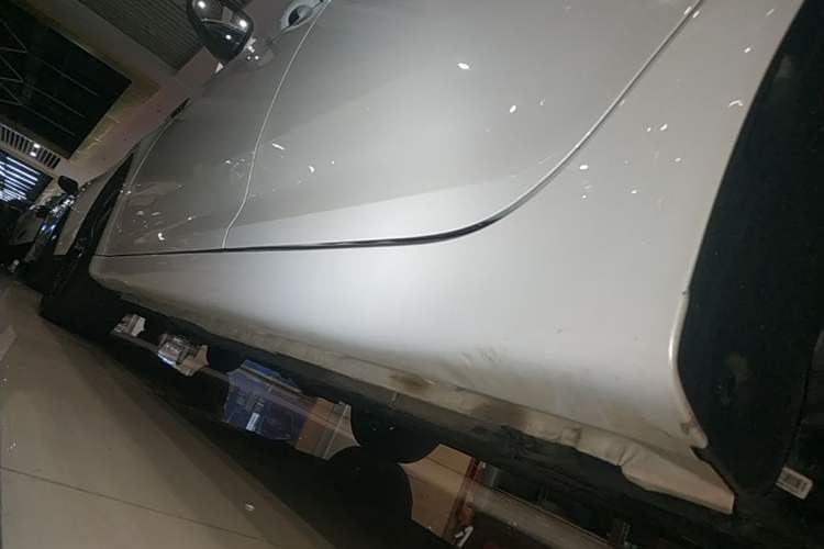 Used MG 6 2021 1.5T Automatic Lingchao Edition Left Side Sill