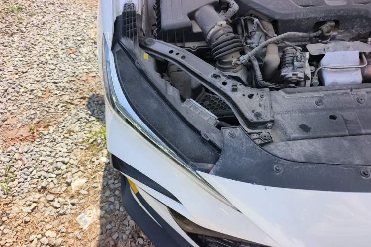 Used MG 6 2021 Pro 1.5T Automatic Trophy Luxury Edition Right Front Headlight