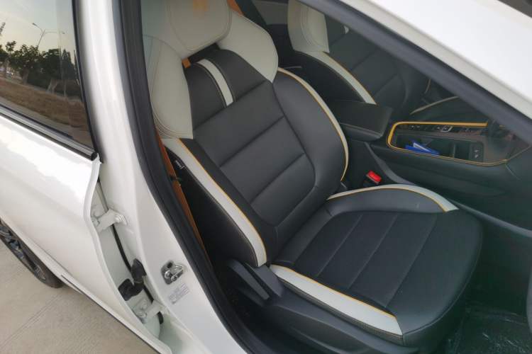 Used MG 6 2021 Pro 1.5T Automatic Trophy Flagship Edition Right Front Seat