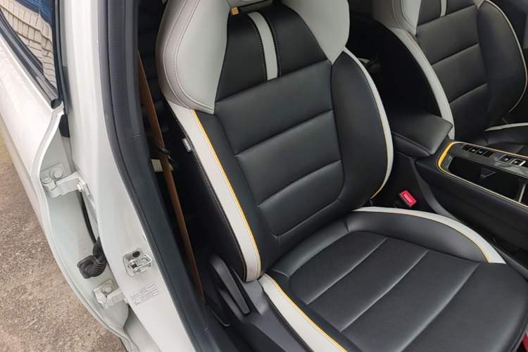 Used MG 6 2021 Pro 1.5T Automatic Trophy Flagship Edition Right Front Seat