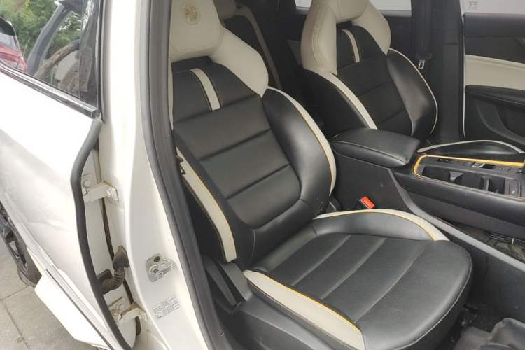 Used MG 6 2021 Pro 1.5T Automatic Trophy Luxury Edition Right Front Seat