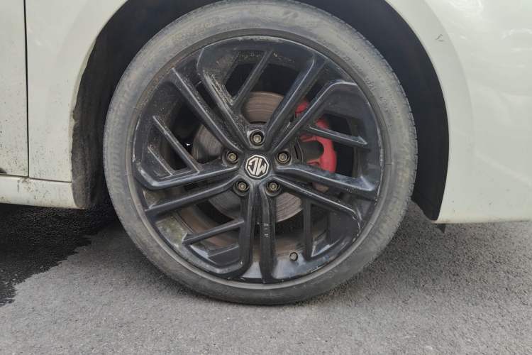Used MG 6 2021 1.5T Automatic Lingchao Edition Right Front Wheel Hub