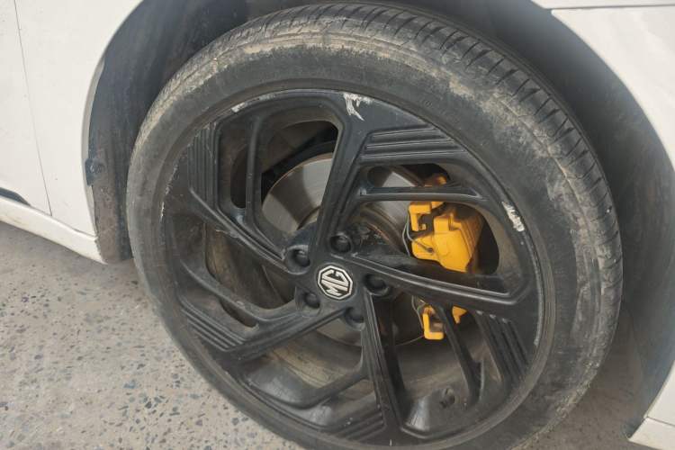 Used MG 6 2021 Pro 1.5T Automatic Trophy Flagship Edition Right Front Wheel Hub