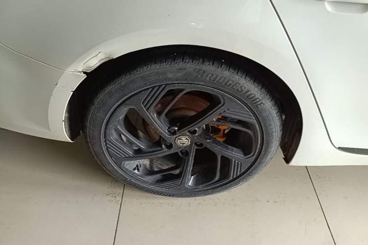 Used MG 6 2021 Pro 1.5T Automatic Trophy Luxury Edition Right Rear Wheel Hub