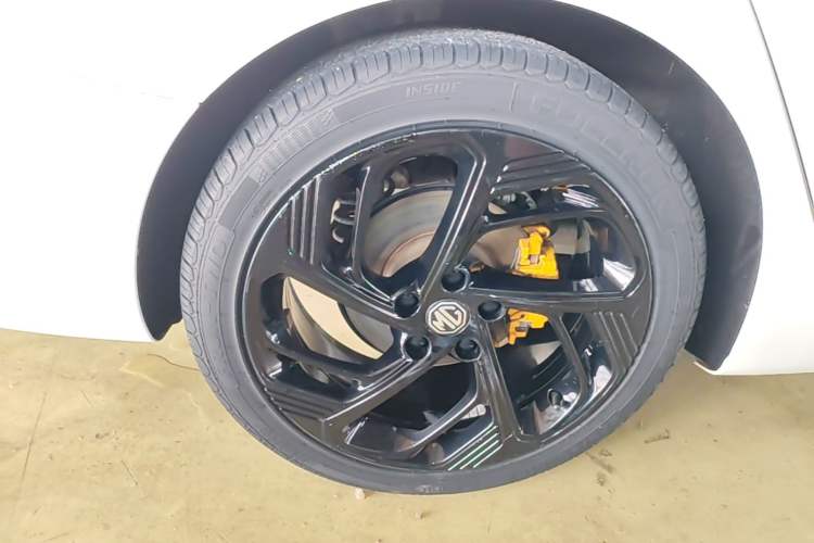 Used MG 6 2021 Pro 1.5T Automatic Trophy Flagship Edition Right Rear Wheel Hub