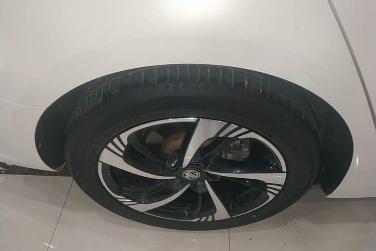 Used MG 6 2021 1.5T Automatic Lingchao Edition Right Rear Wheel Hub