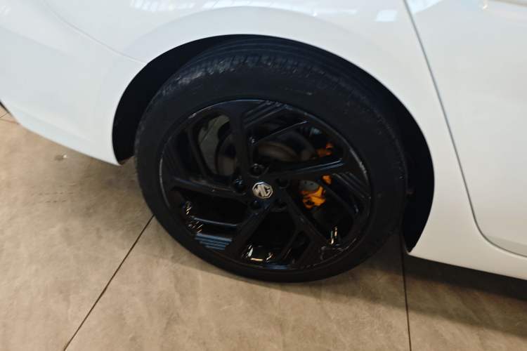 Used MG 6 2021 Pro 1.5T Automatic Trophy Luxury Edition Right Rear Wheel Hub