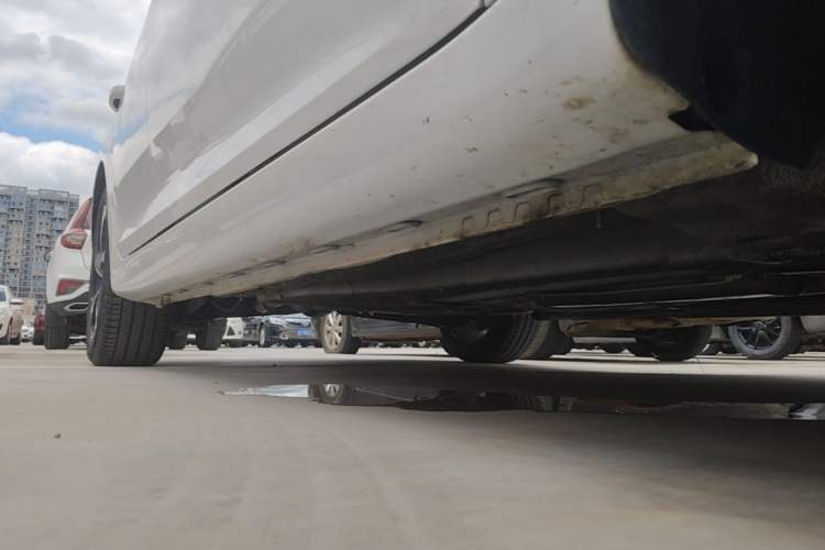 Used MG 6 2021 1.5T Automatic Lingchao Edition Right Side Sill