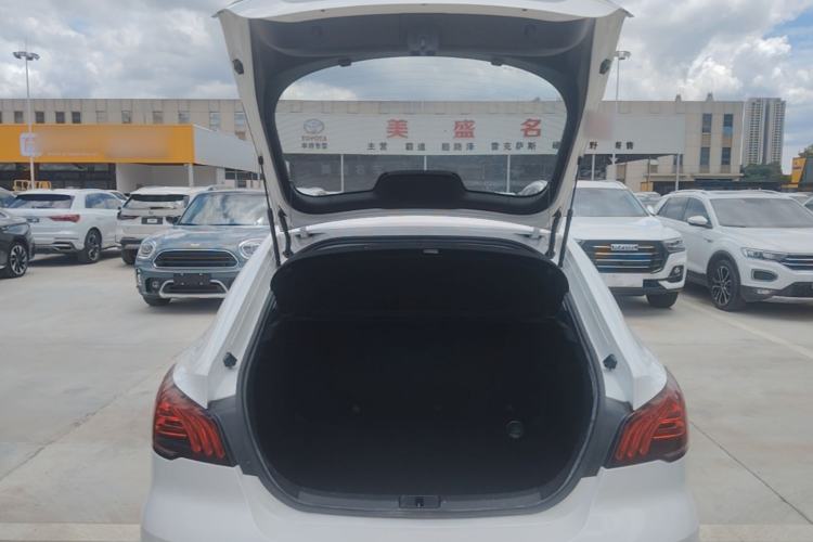 Used MG 6 2021 1.5T Automatic Lingchao Edition Trunk
