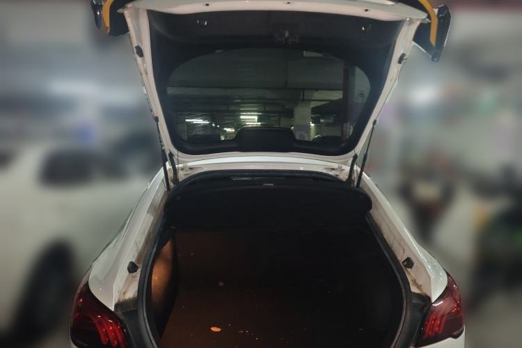 Used MG 6 2021 Pro 1.5T Automatic Trophy Luxury Edition Trunk