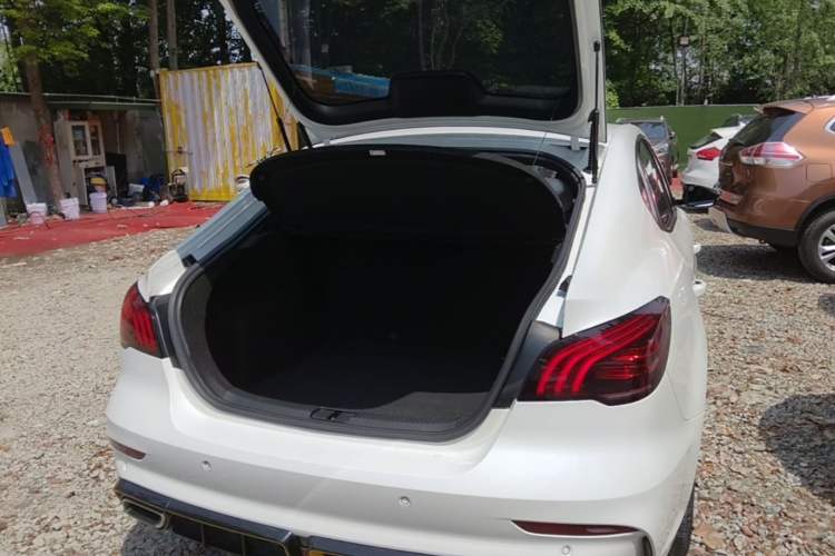 Used MG 6 2021 Pro 1.5T Automatic Trophy Luxury Edition Trunk