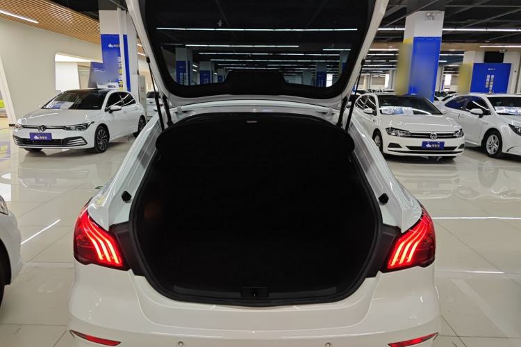 Used MG 6 2021 1.5T Automatic Lingchao Edition Trunk