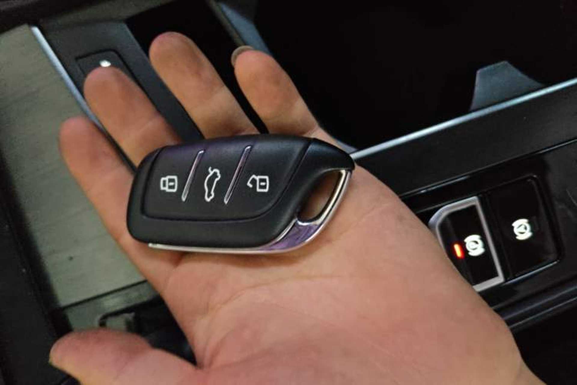 Used MG 6 2021 1.5T Automatic Lingchao Edition Vehicle Key