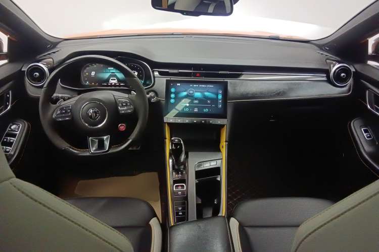 Used MG 6 2021 Pro 1.5T Automatic Trophy Smart Drive Flagship Edition Center Console