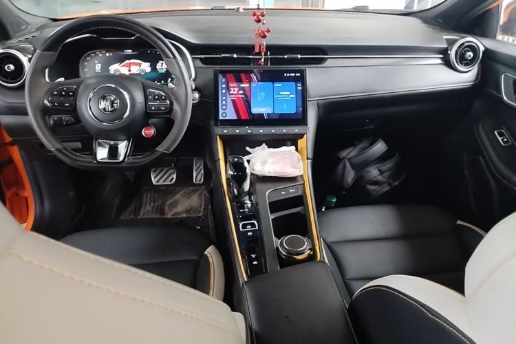 Used MG 6 2021 Pro 1.5T Automatic Trophy Luxury Edition Center Console