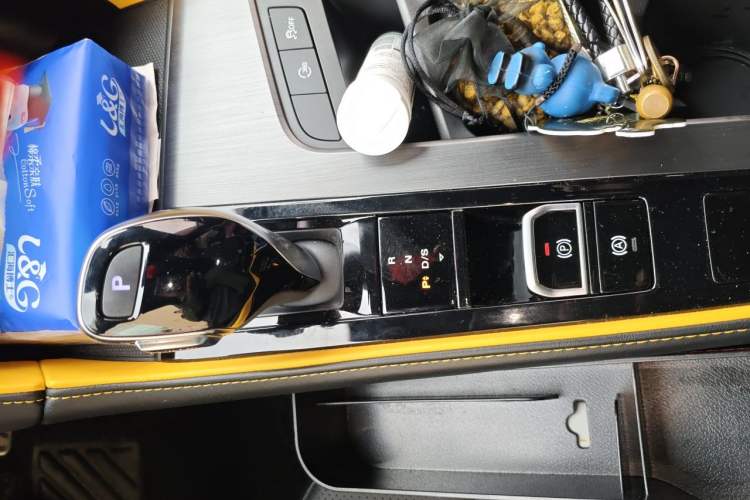 Used MG 6 2021 Pro 1.5T Automatic Trophy Flagship Edition Gear Lever
