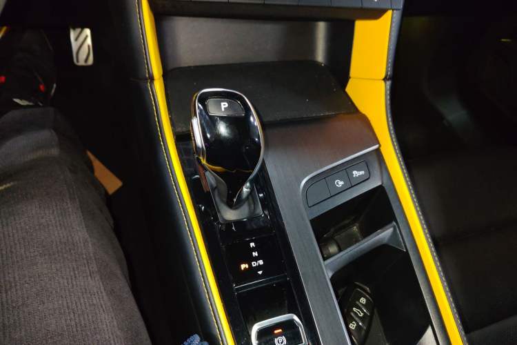 Used MG 6 2021 Pro 1.5T Automatic Trophy Smart Drive Flagship Edition Gear Lever