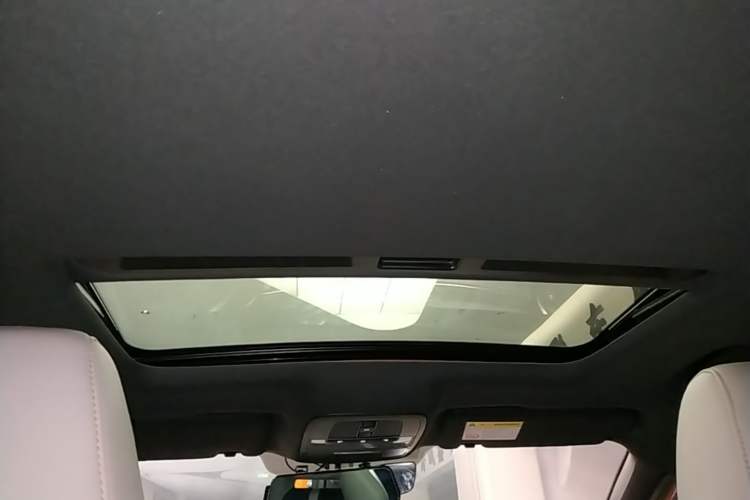 Used MG 6 2021 Pro 1.5T Automatic Trophy Luxury Edition Headliner