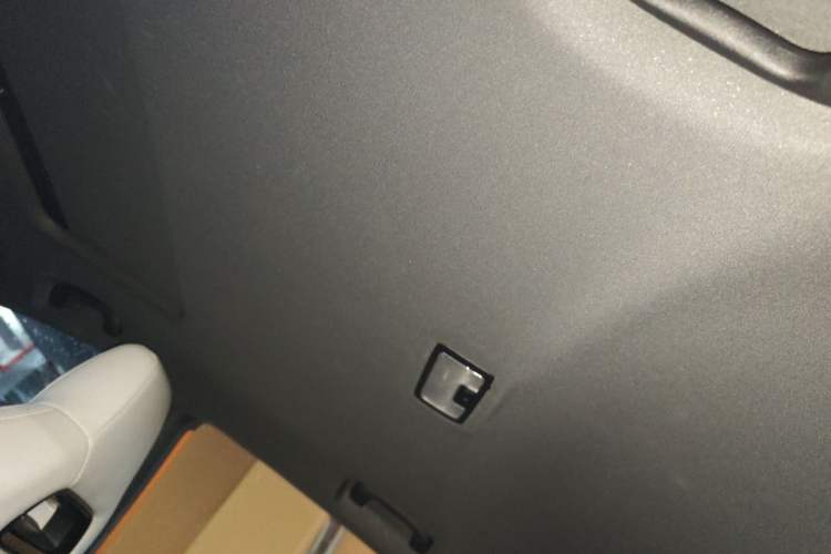Used MG 6 2021 Pro 1.5T Automatic Trophy Luxury Edition Headliner