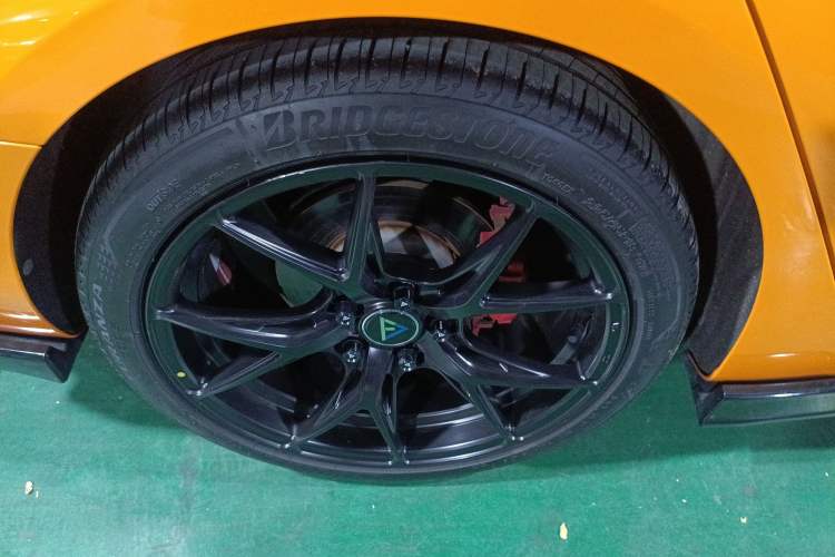Used MG 6 2021 Pro 1.5T Automatic Trophy Flagship Edition Right Rear Wheel Hub