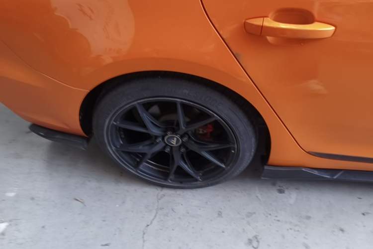 Used MG 6 2021 Pro 1.5T Automatic Trophy Flagship Edition Right Rear Wheel Hub