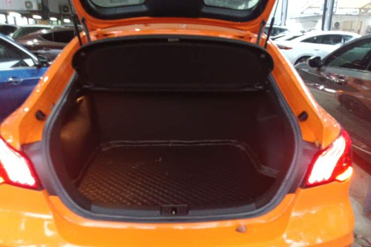 Used MG 6 2021 Pro 1.5T Automatic Trophy Luxury Edition Trunk