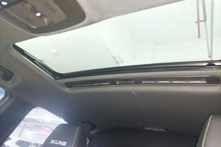 Used MG 6 2023 1.5T XLINE Shark-Hunting Edition Headliner