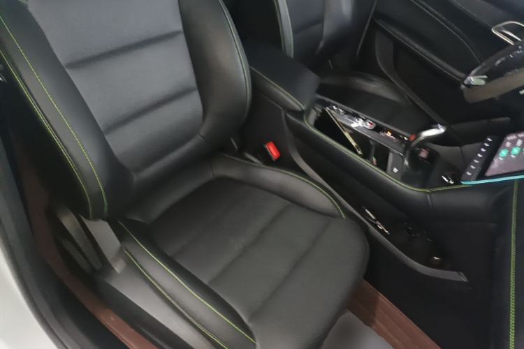 Used MG 6 2023 1.5T XLINE Shark-Hunting Edition Right Front Seat