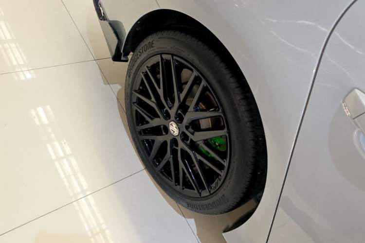 Used MG 6 2023 1.5T XLINE Shark-Hunting Edition Exterior 5