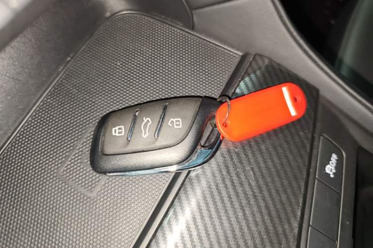 Used MG 6 2023 1.5T XLINE Shark-Hunting Edition Vehicle Key
