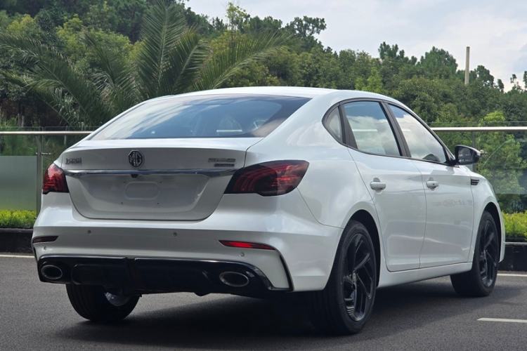 Used MG 6 2023 1.5T Classic Edition Exterior 3