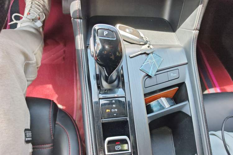 Used MG 6 2023 1.5T Classic Edition Gear Lever