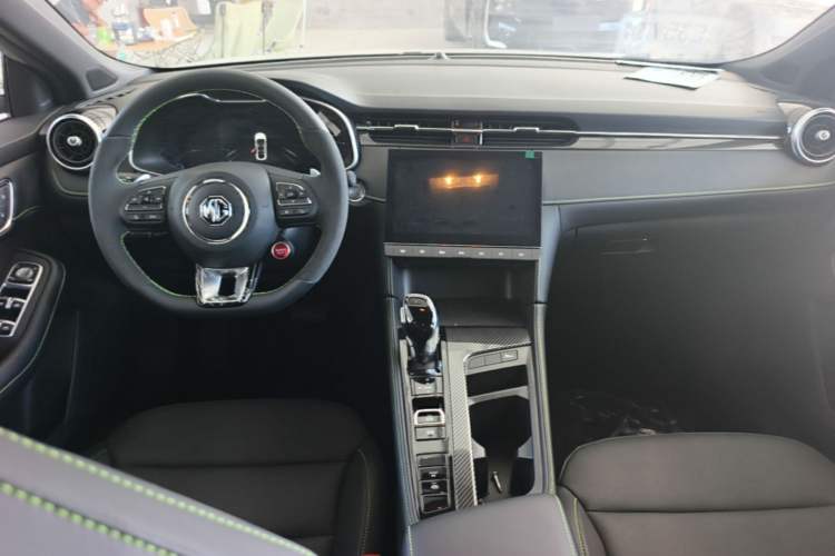 Used MG 6 2025 1.5T XLINE Shark-Hunting Edition Center Console