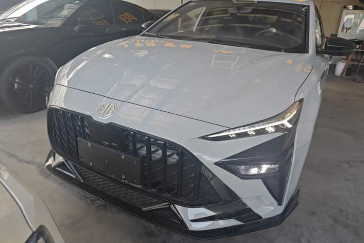 Used MG 6 2025 1.5T XLINE Shark-Hunting Edition Front