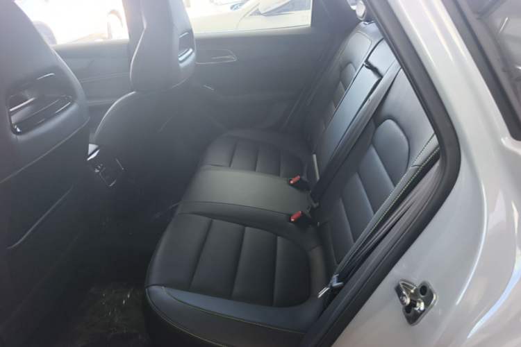 Used MG 6 2025 1.5T XLINE Shark-Hunting Edition Left Rear Seat