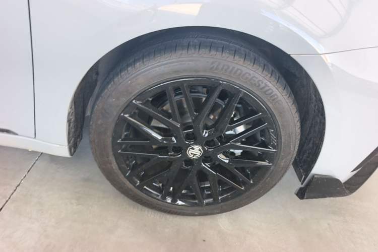 Used MG 6 2025 1.5T XLINE Shark-Hunting Edition Right Rear Wheel Hub
