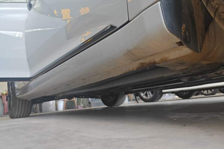 Used MG 6 2025 1.5T XLINE Shark-Hunting Edition Right Side Sill