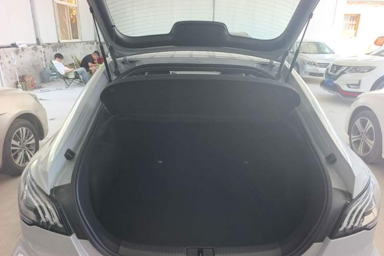 Used MG 6 2025 1.5T XLINE Shark-Hunting Edition Trunk