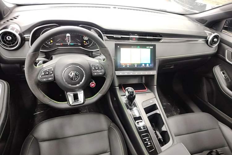 Used MG 6 2025 1.5T XLINE Shark-Hunting Edition Center Console